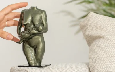 Essentia: Esculturas que inmortalizan el embarazo y la maternidad